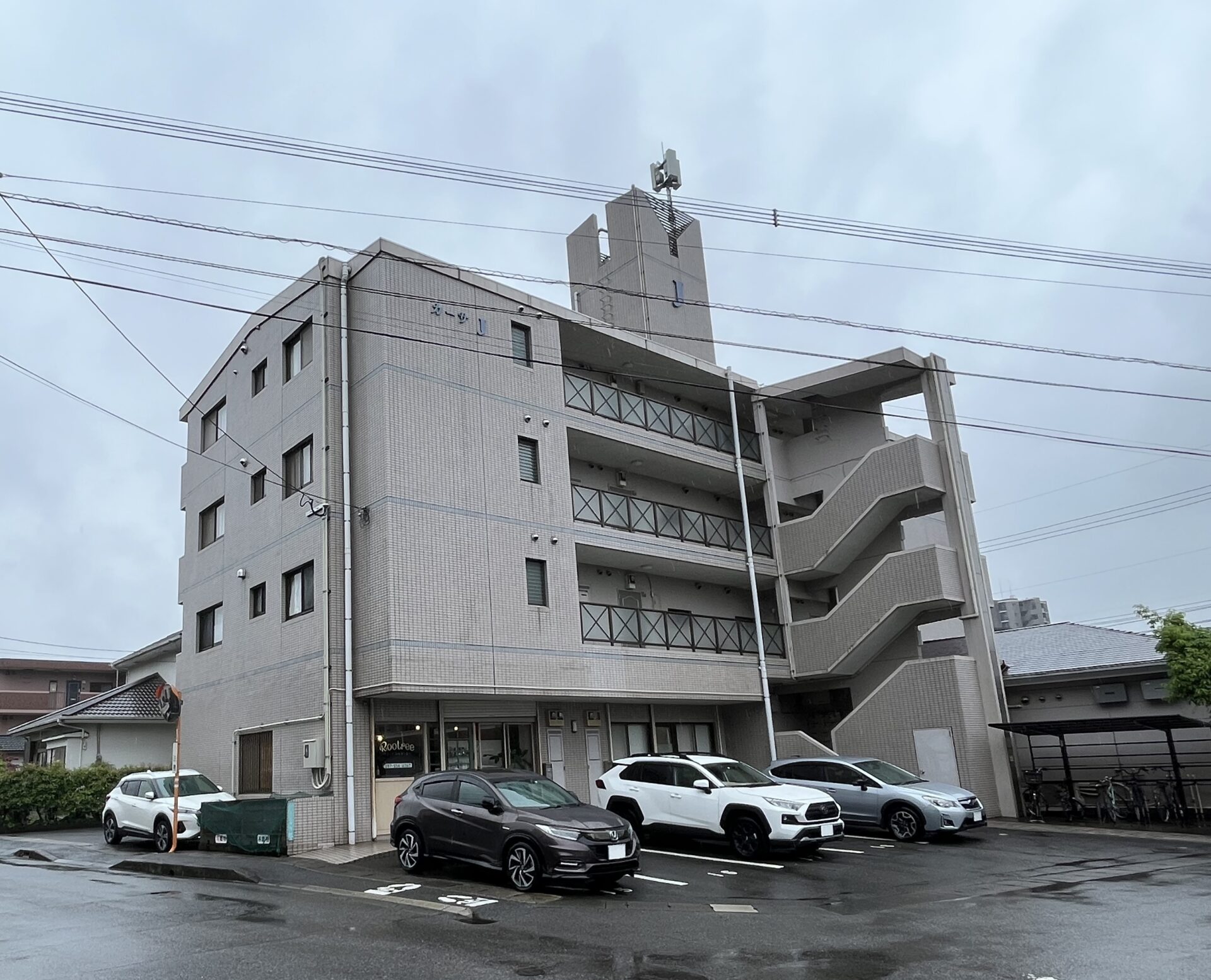 大分市 カーサJ 屋上・外壁塗装工事 ビフォー